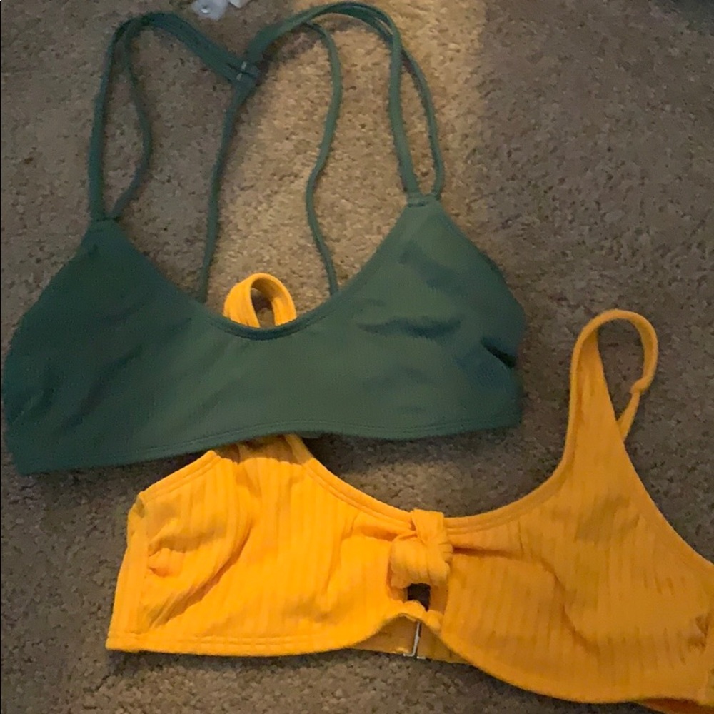 Set of 2 target bikini tops